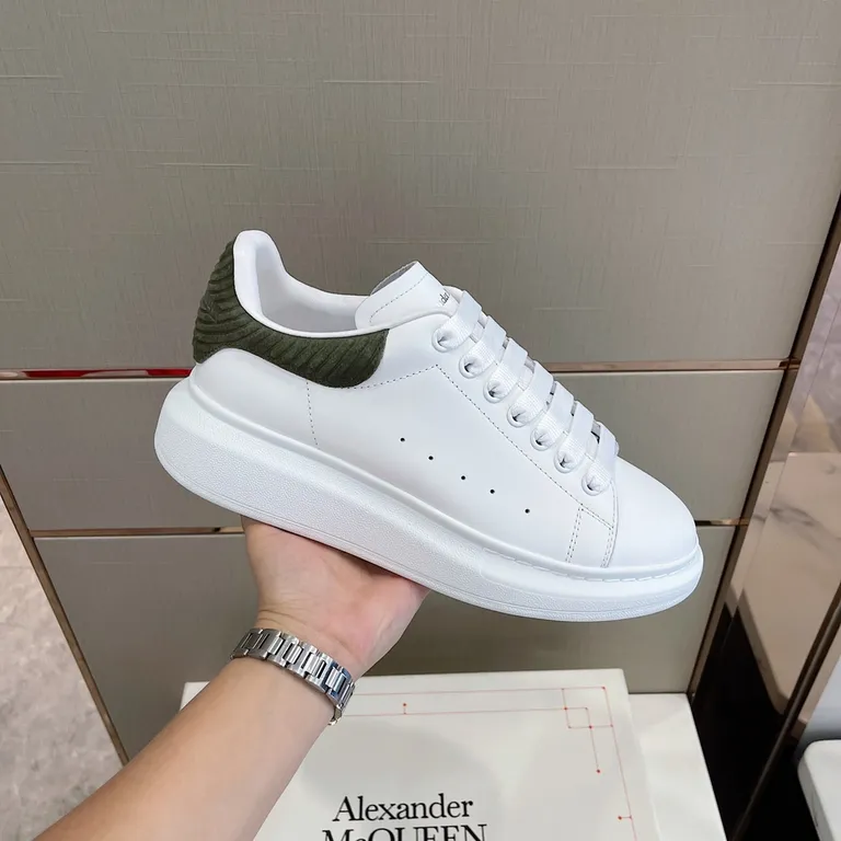 Alexander McQueen Shoe 